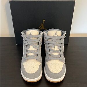 Air Jordan 1 Mid SE (GS) - Coconut Milk